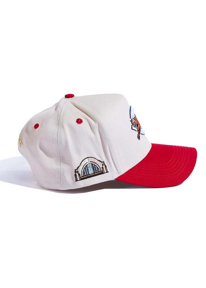 Reference Rengals - Cream/Red