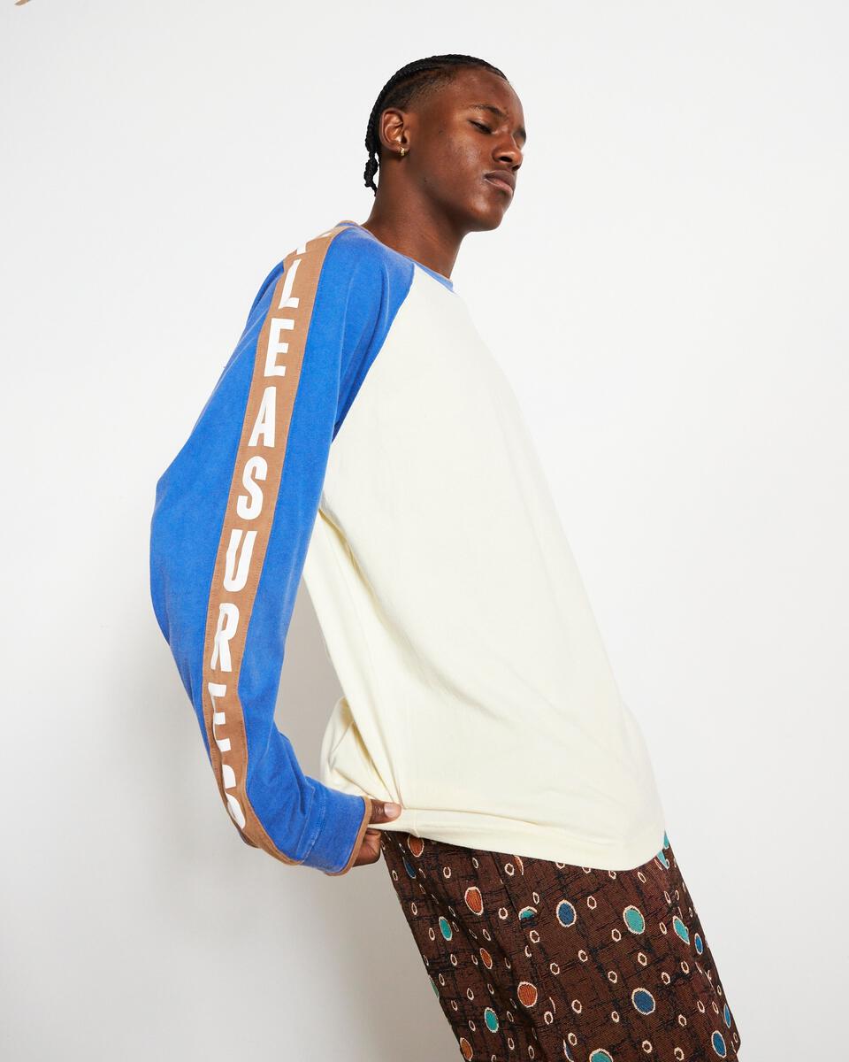 PLEASURES TECHNO RAGLAN LONG SLEEVE - OFF WHITE