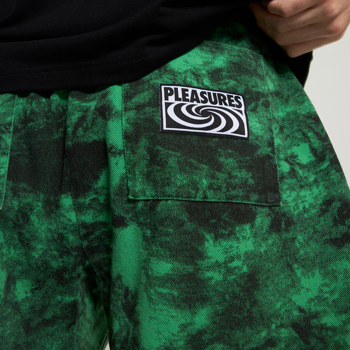 PLEASURES CYCLONE SHORTS - GREEN