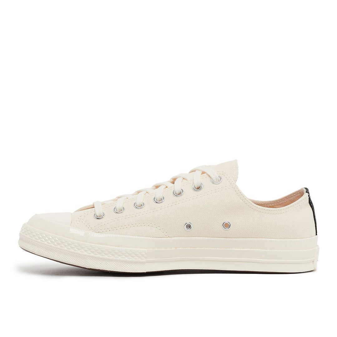 Comme des Garçons PLAY Small Red Heart Chuck Taylor All Star '70 Low Sneakers - Beige - AZ-K128-001-2
