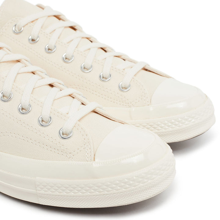 Comme des Garçons PLAY Small Red Heart Chuck Taylor All Star '70 Low Sneakers - Beige - AZ-K128-001-2