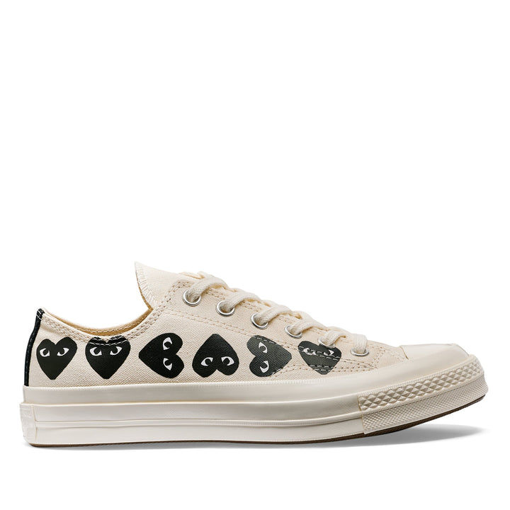 Comme des Garçons PLAY Multi Black Heart Chuck Taylor All Star '70 Low Sneakers - Beige - AZ-K126-001-2
