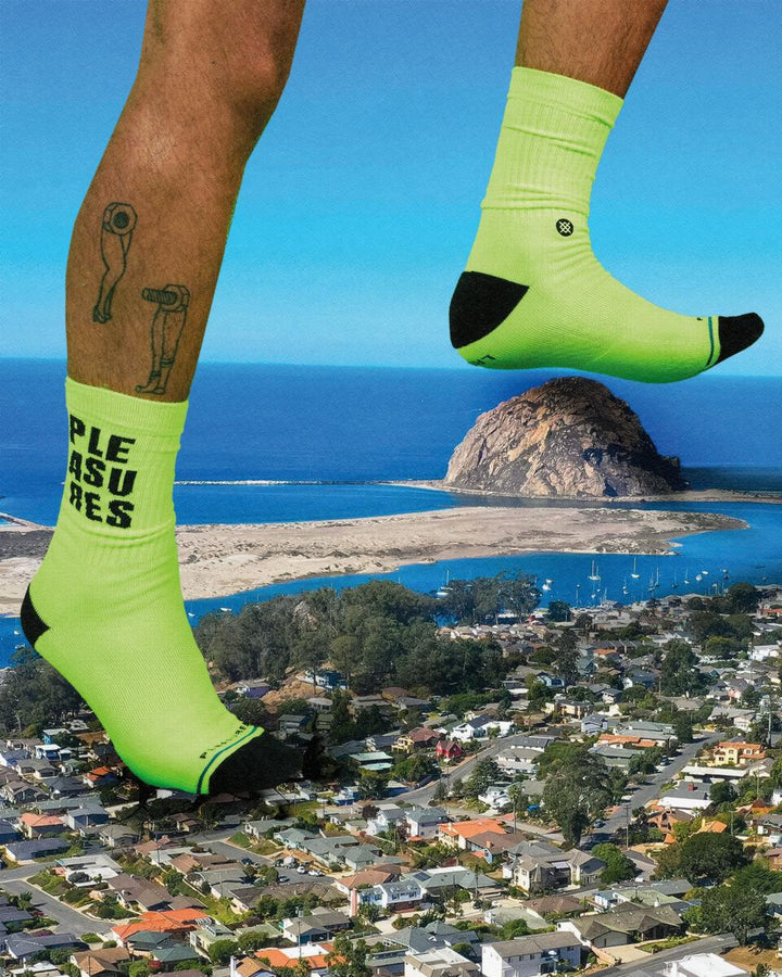 PLEASURES STANCE STACKED LOGO SOCKS - YELLOW