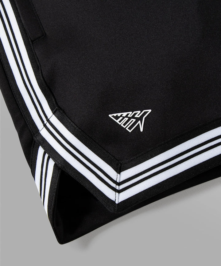 Paper Planes Planes Crew League Short - Black